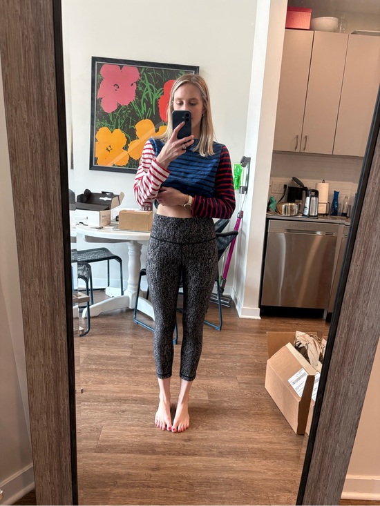 lululemon athletica Pants - lululemon athletica Black Heathered Cropped Leggings